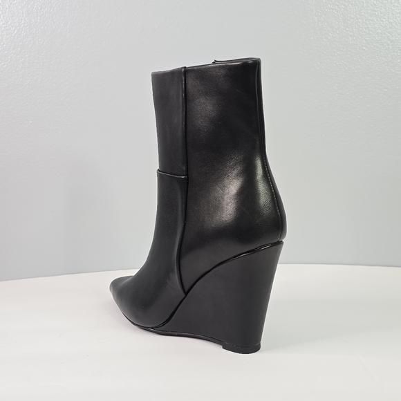 The Drop Black Gina Vegan Leather Wedge Boot - Picture 5 of 11